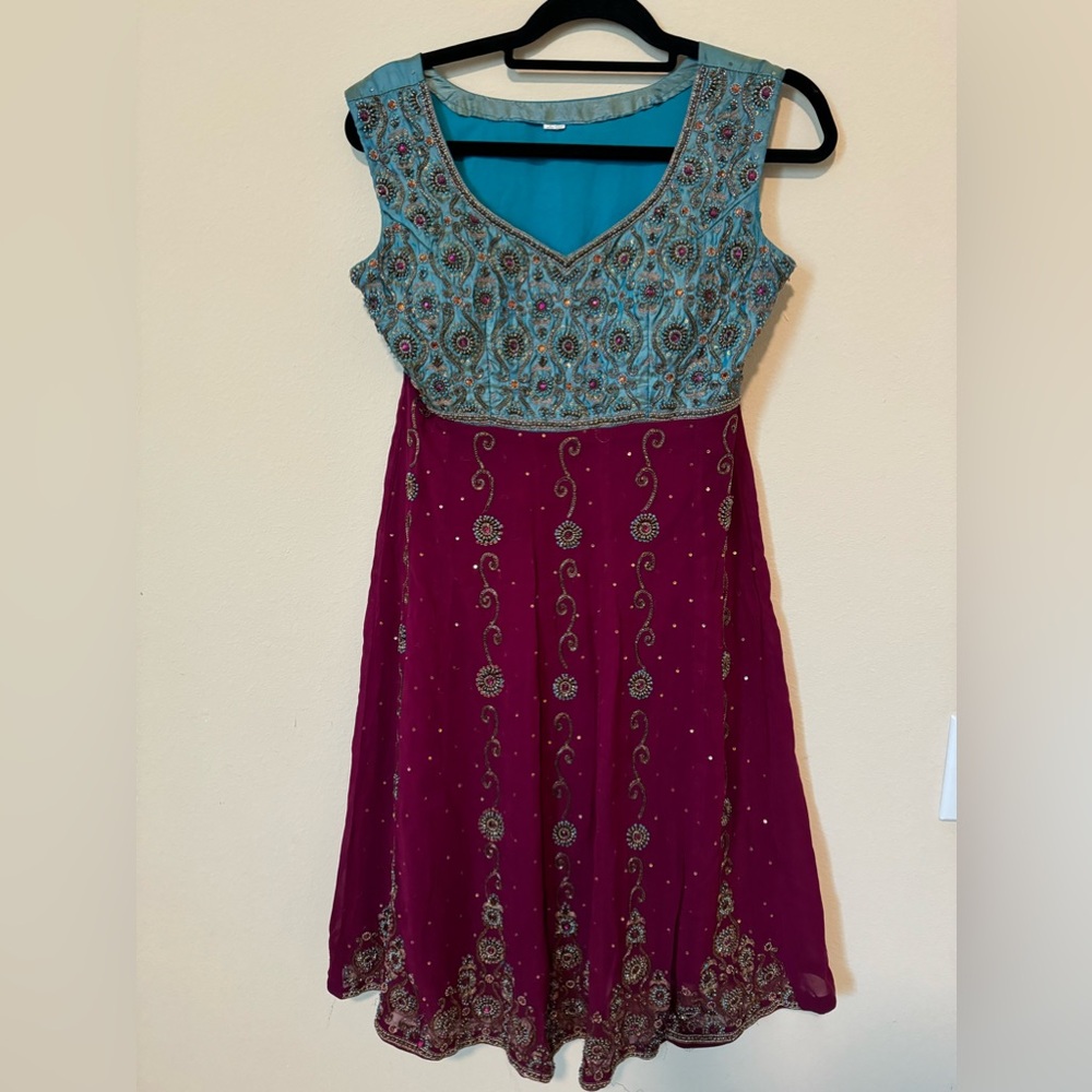 Stunning indian kurta top with gold embroidery and bling